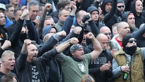 PayPal: Keine Zusammenarbeit mit Neonazis! 