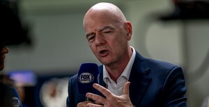 FIFA: Fire Infantino